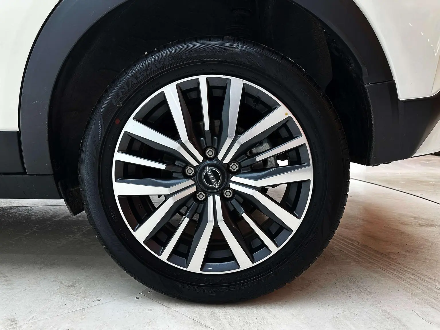 Nissan Dynamic 2023 Dynamic 1.5L Dynamic Luxury