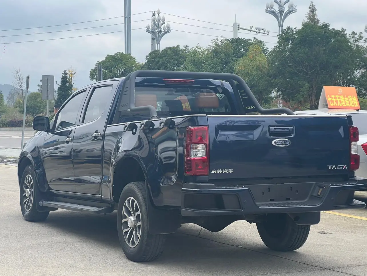 5 TAGA 2021 3.0T Diesel 2WD Luxury