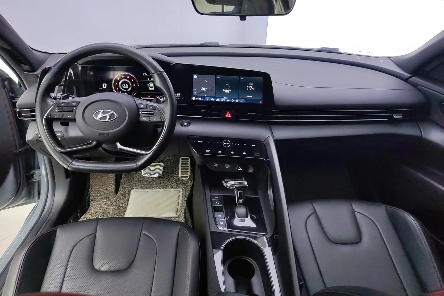 Hyundai 2021 240TGDi DCT LUX Premium