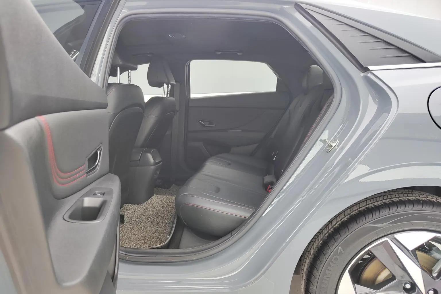 Hyundai 2021 240TGDi DCT LUX Premium