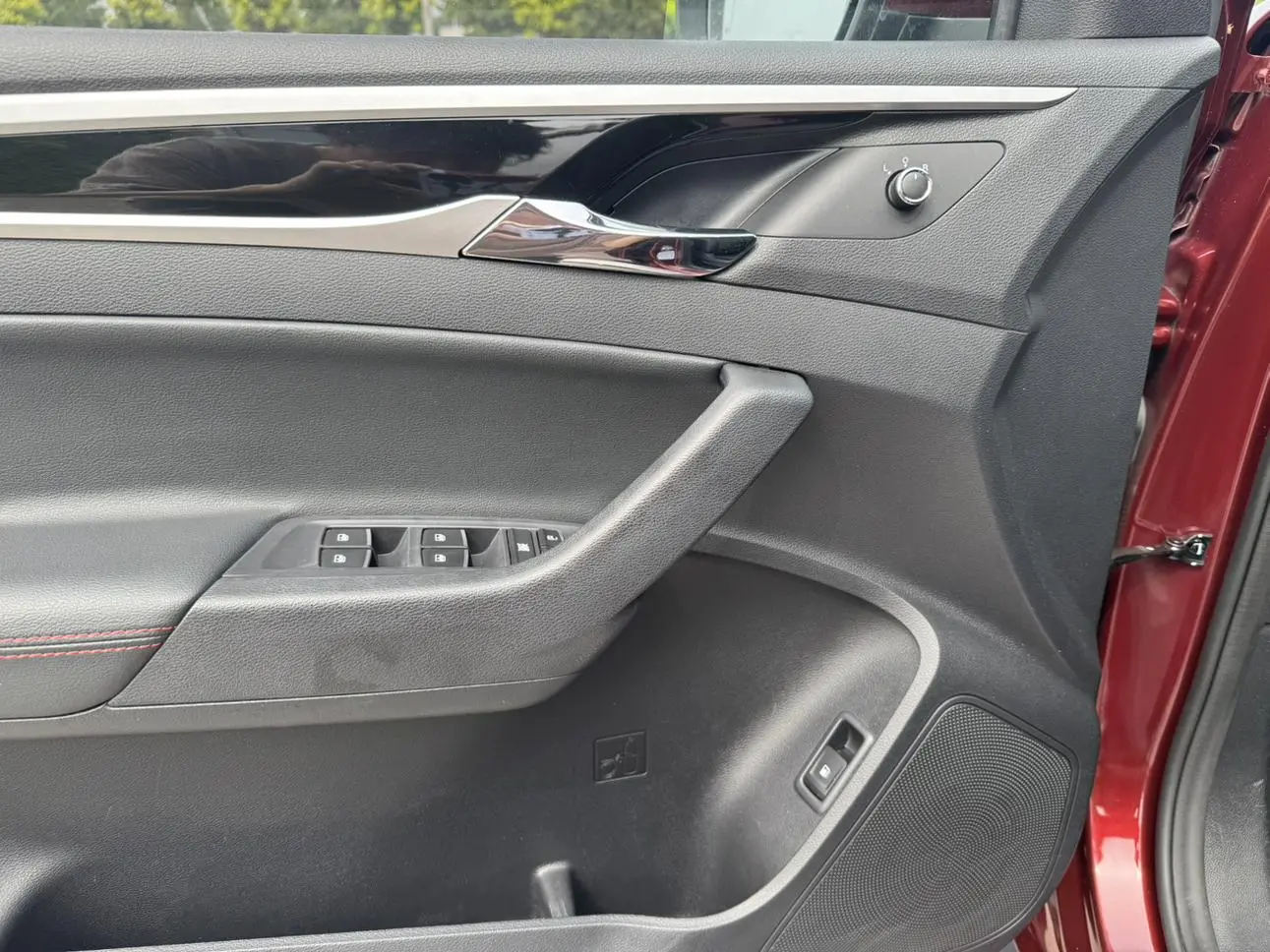 Da Da T60 2019 2.0T Petrol 2WD Luxury China VI