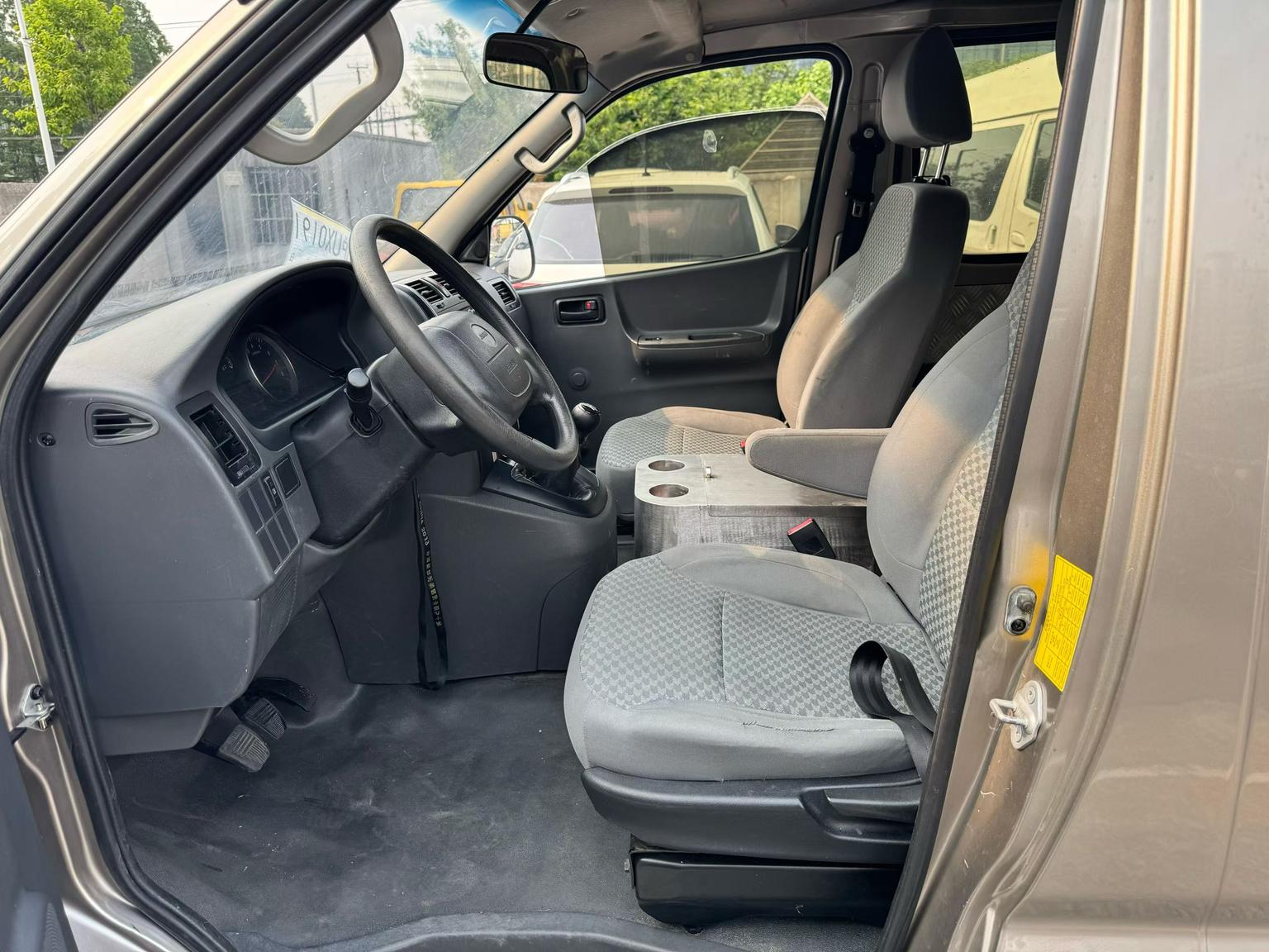 2019 2.0L Standard 1TZS