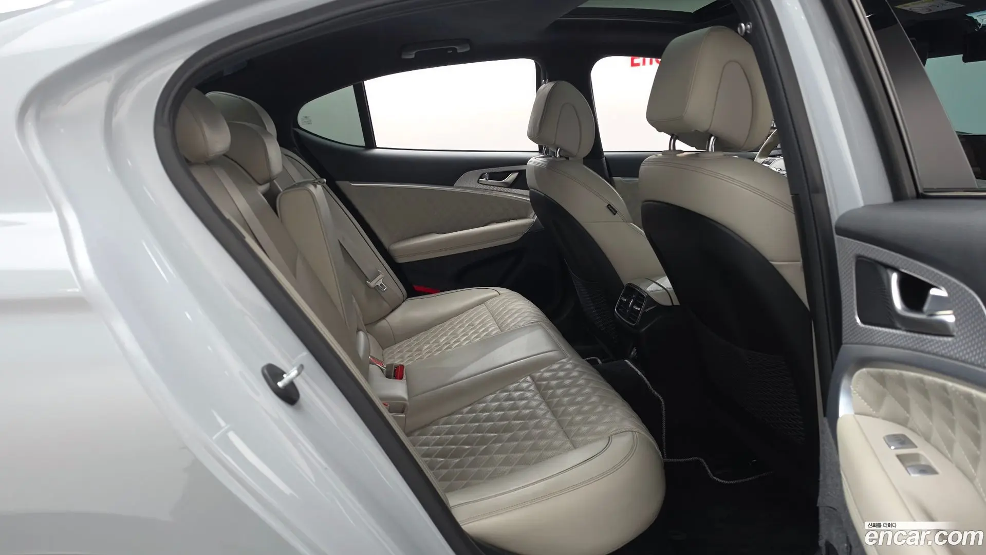 Genesis G70 Gasoline 2.0T 2WD