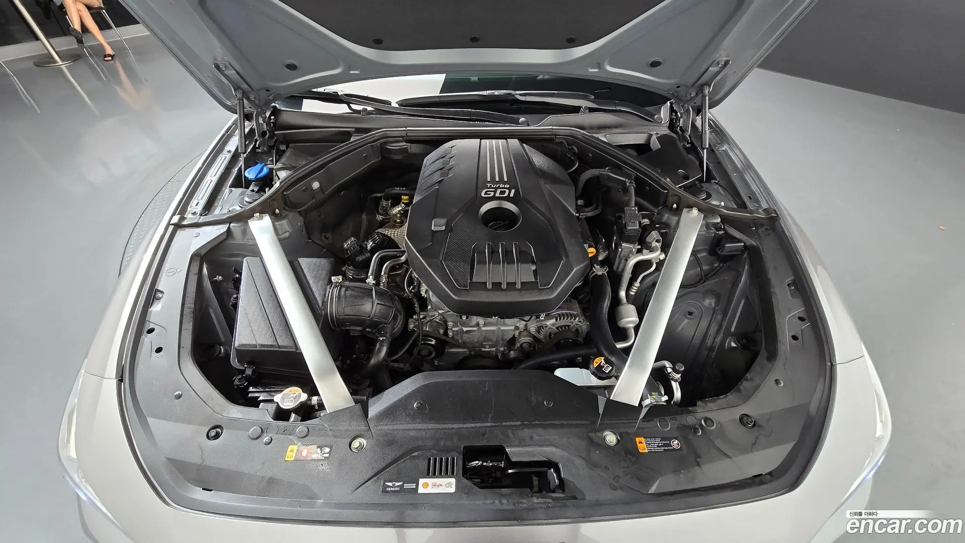 Genesis G70 2.0T AWD