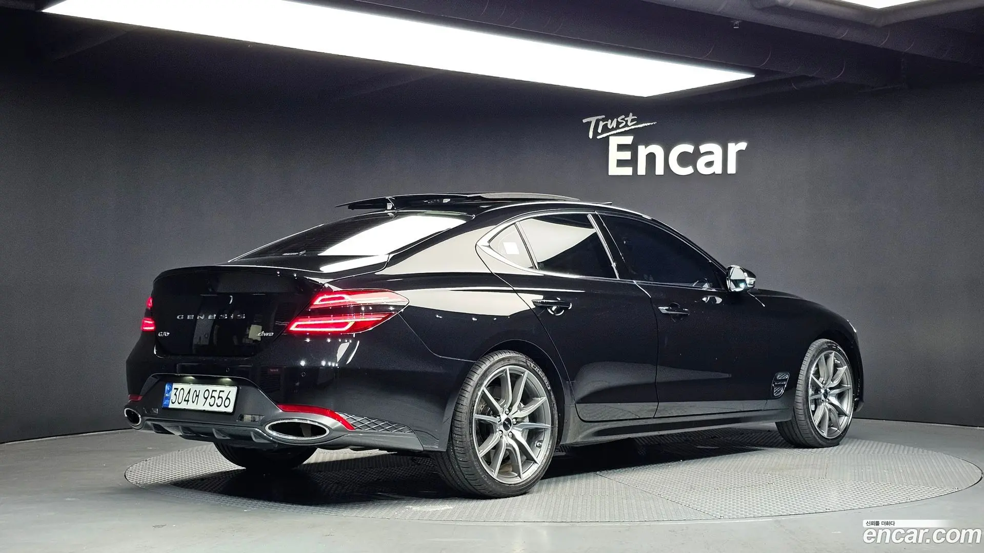Genesis G70 Gasoline 3.3T 4WD 2018