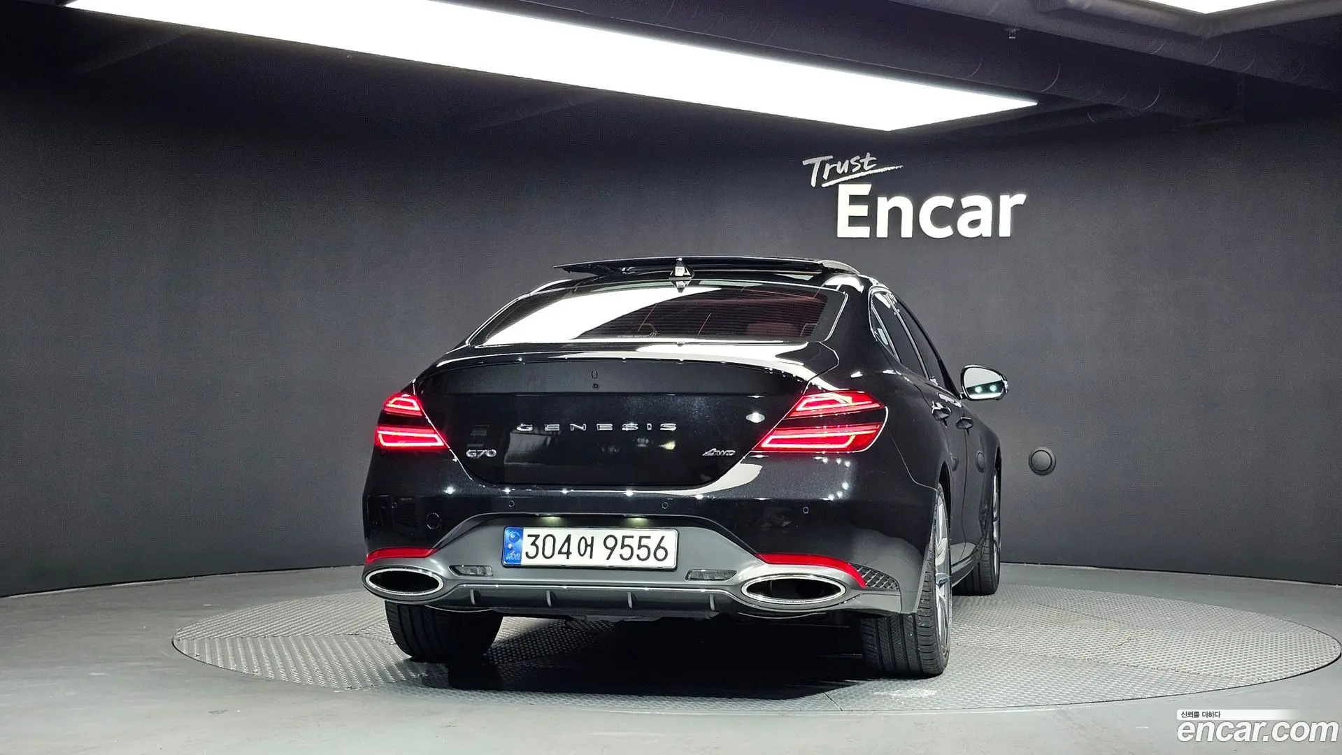 Genesis G70 Gasoline 3.3T 4WD 2018