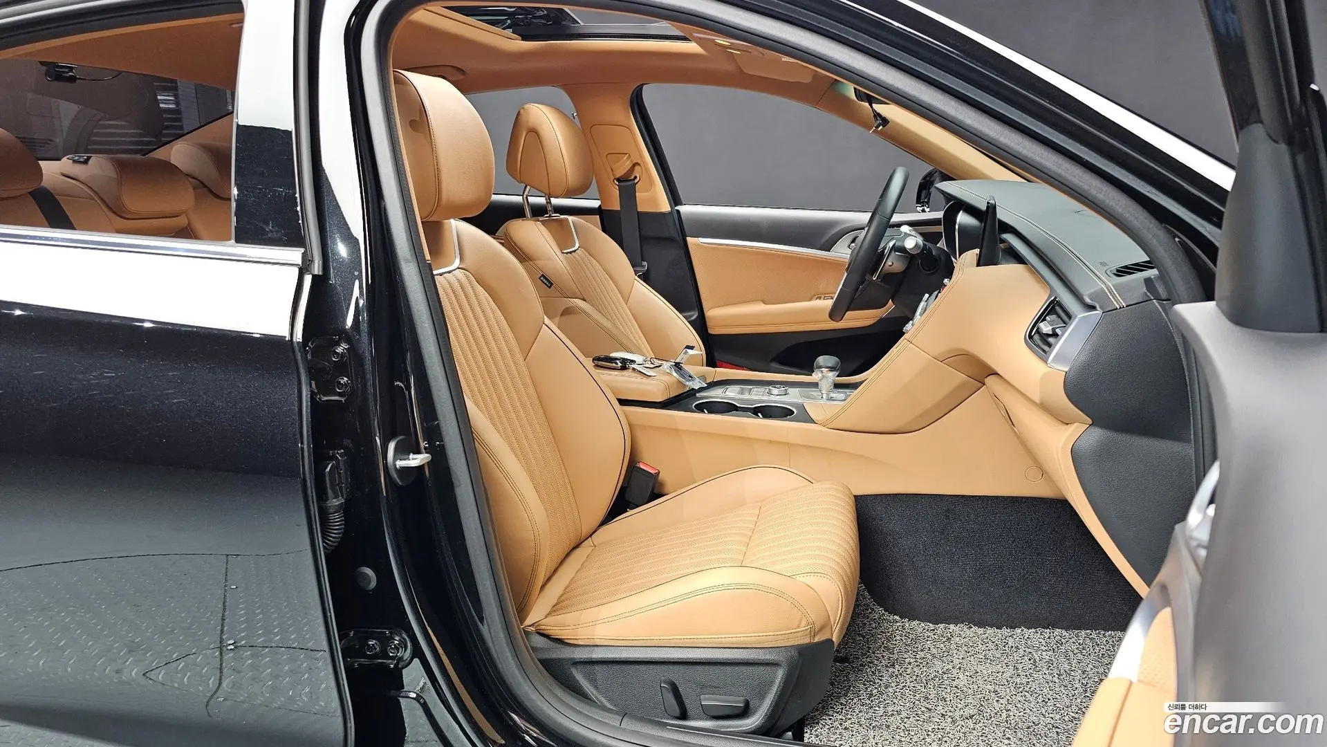 Genesis G70 Gasoline 3.3T 4WD 2018