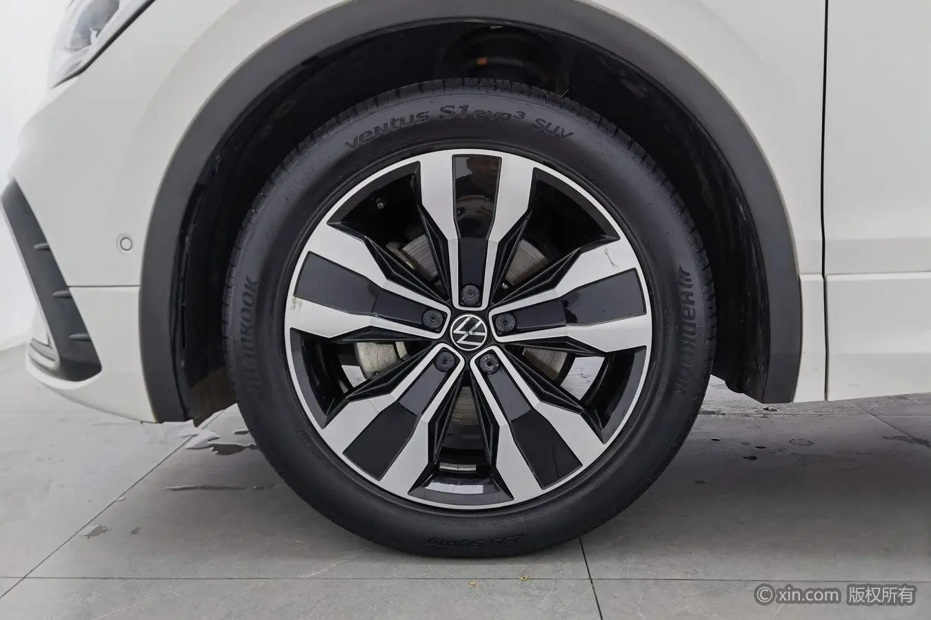 Volkswagen Tiguan L 2022 330TSI Auto 2WD R-Line Premium Enjoy