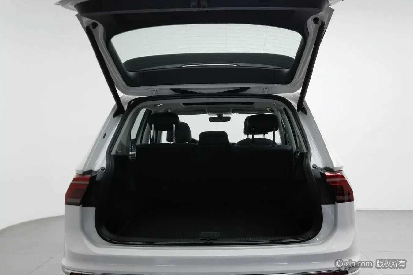 Volkswagen Tiguan L 2022 330TSI Auto 2WD R-Line Premium Enjoy