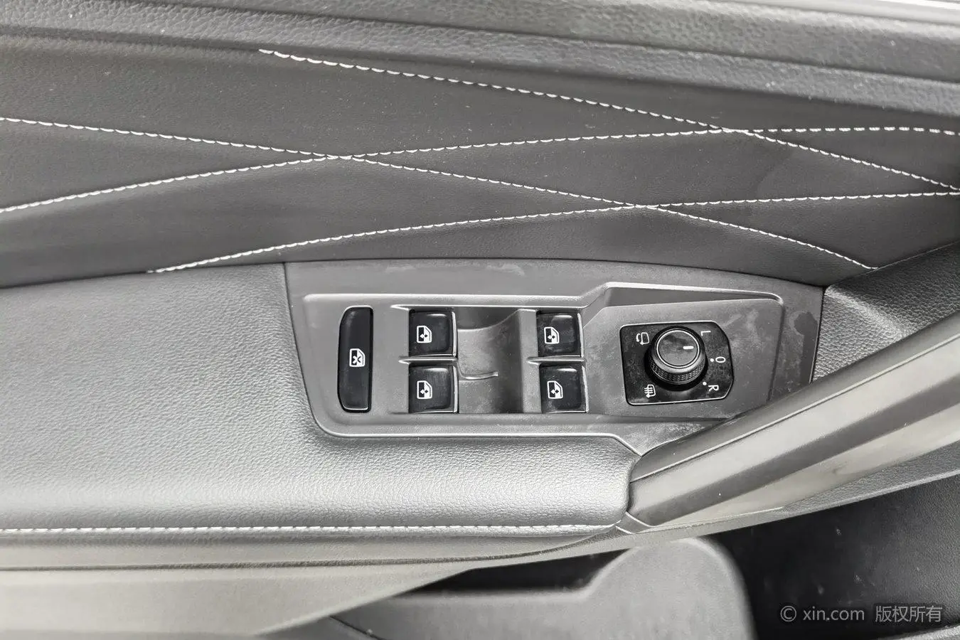 Volkswagen Tiguan L 2022 330TSI Auto 2WD R-Line Premium Enjoy