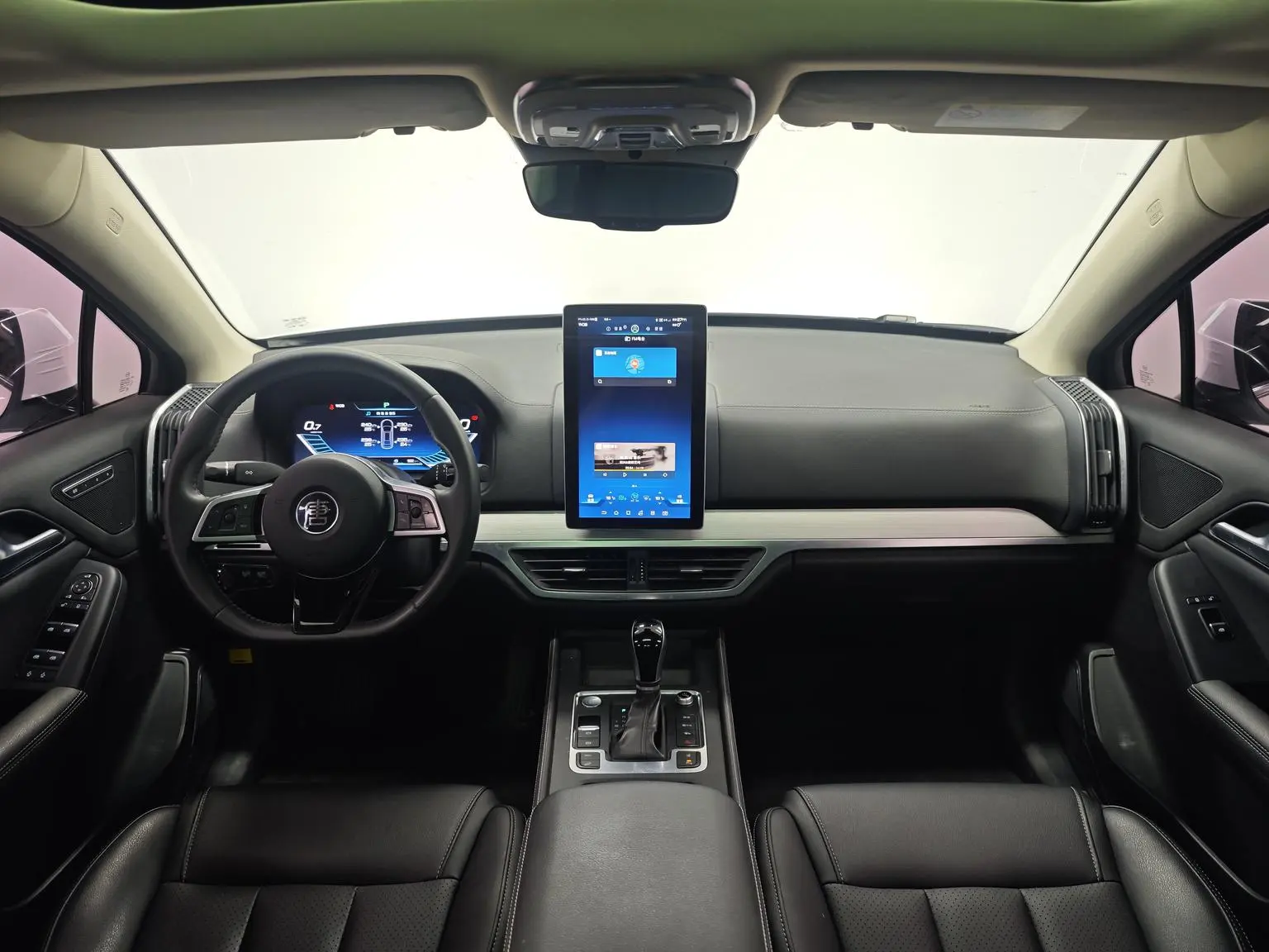 BYD Tang 2018 2.0T Auto Smart Connected Distinguished 7 seat China V