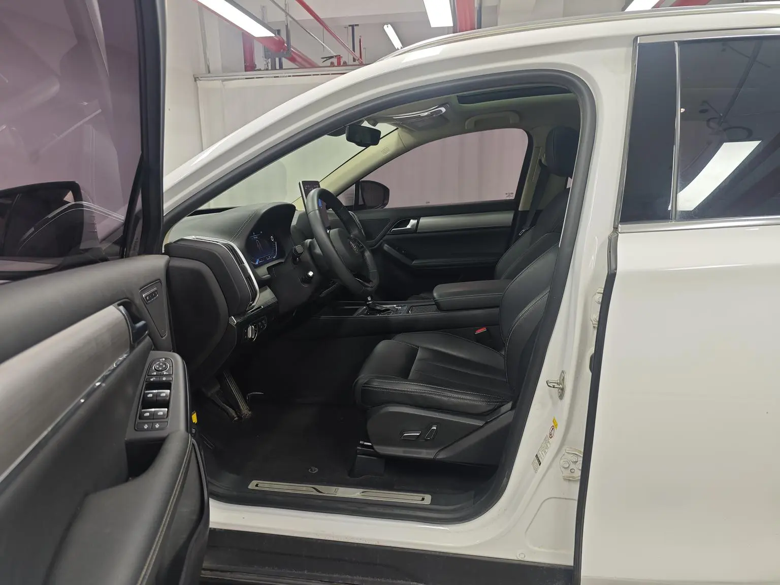 BYD Tang 2018 2.0T Auto Smart Connected Distinguished 7 seat China V