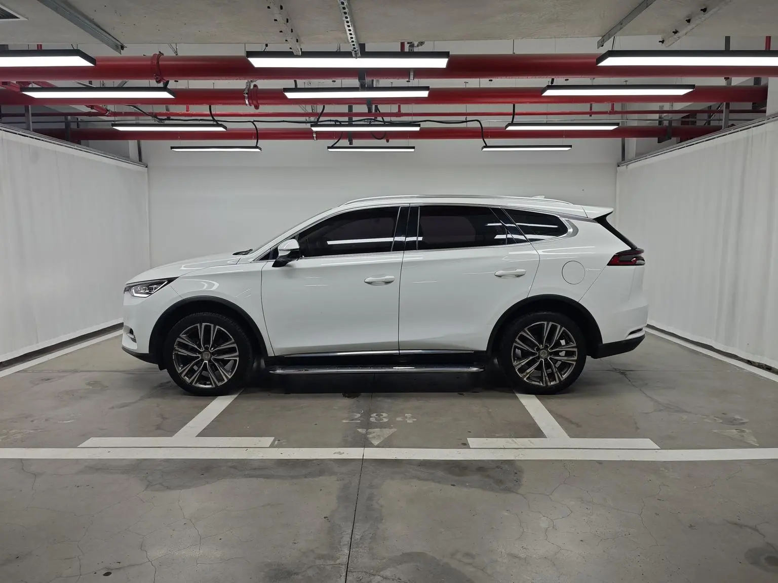 BYD Tang 2018 2.0T Auto Smart Connected Distinguished 7 seat China V