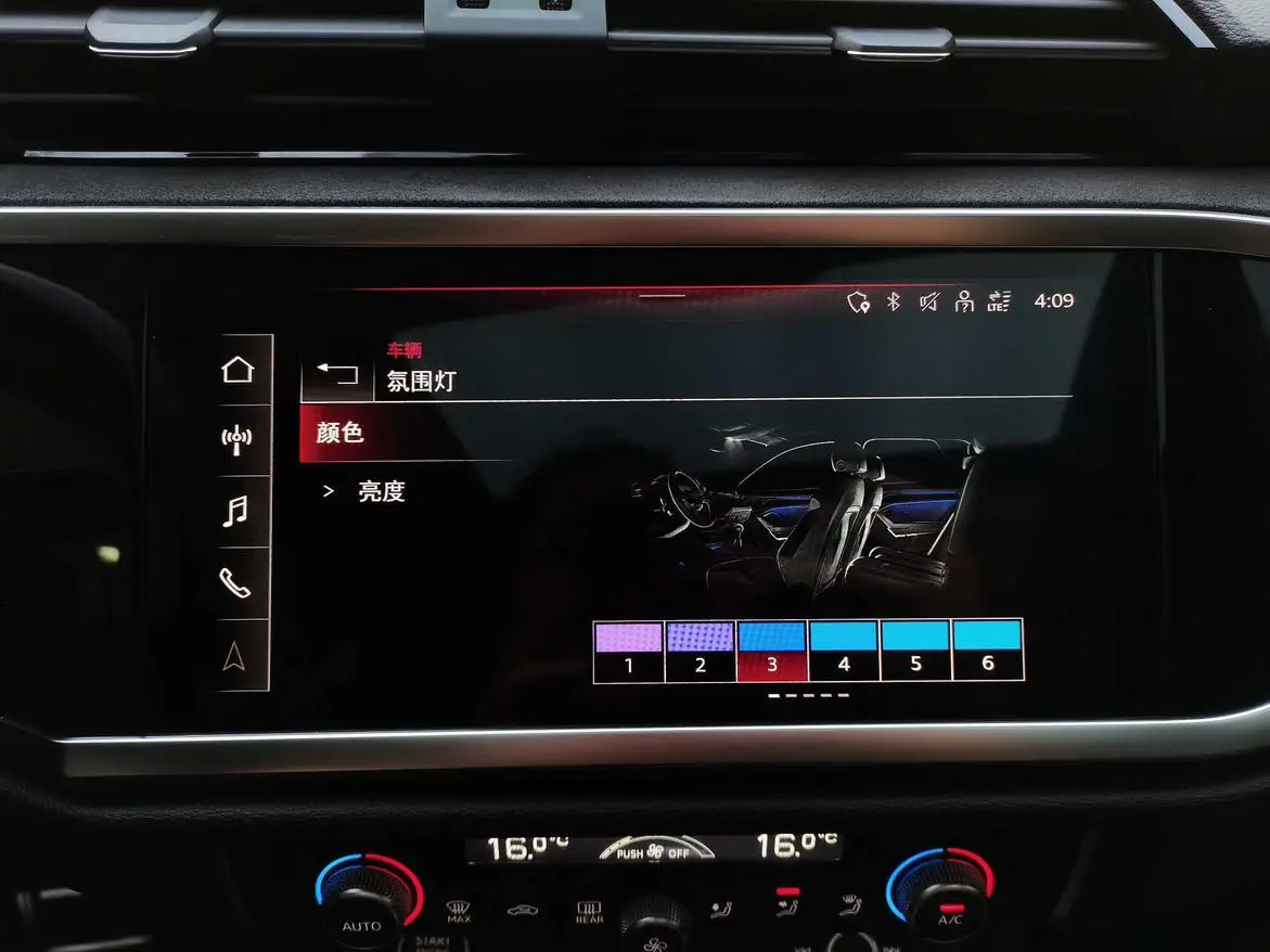 Audi Q3 2023 35 TFSI Dynamic Fashion