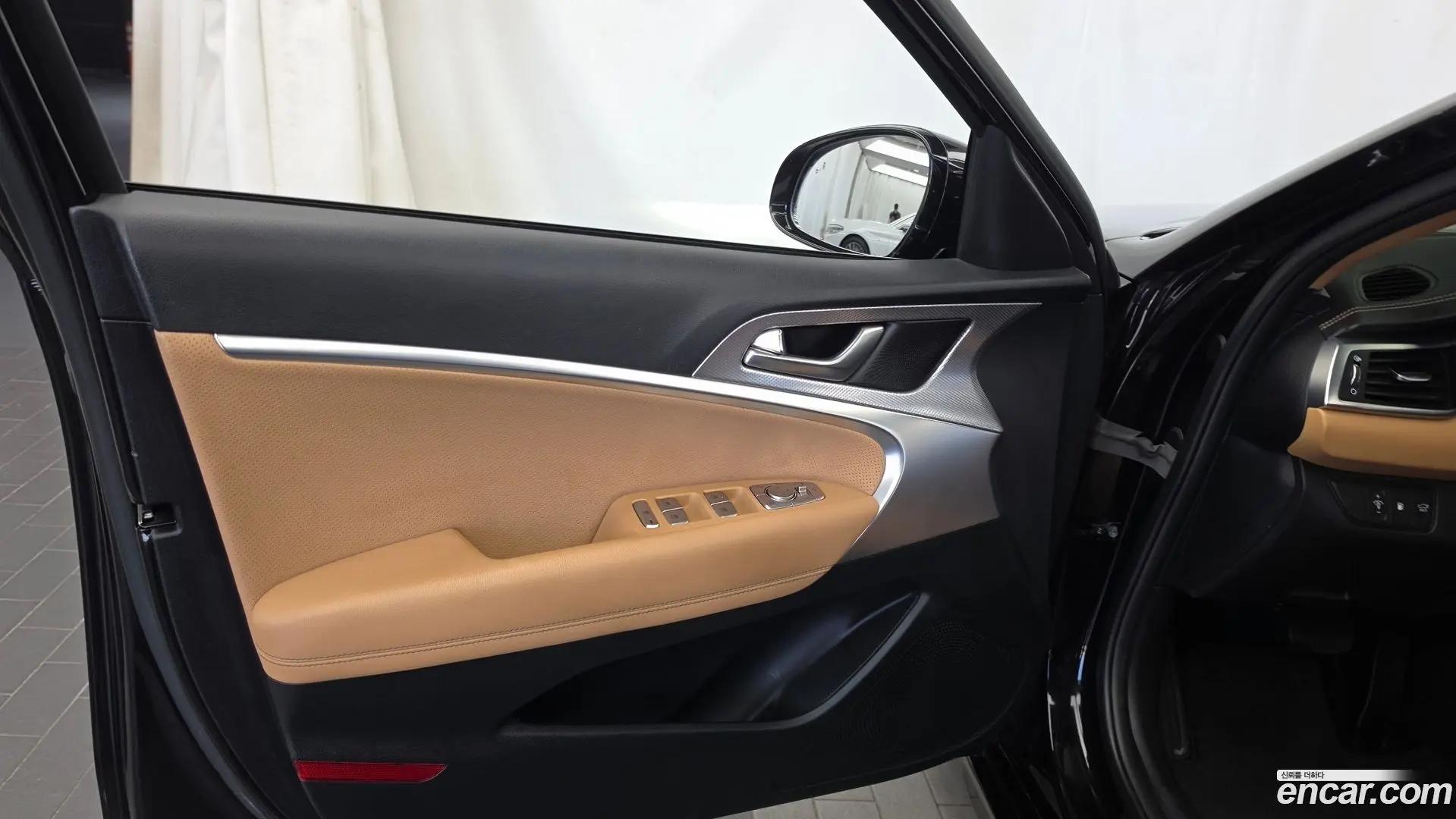 Genesis G70 Gasoline 2.0T 4WD