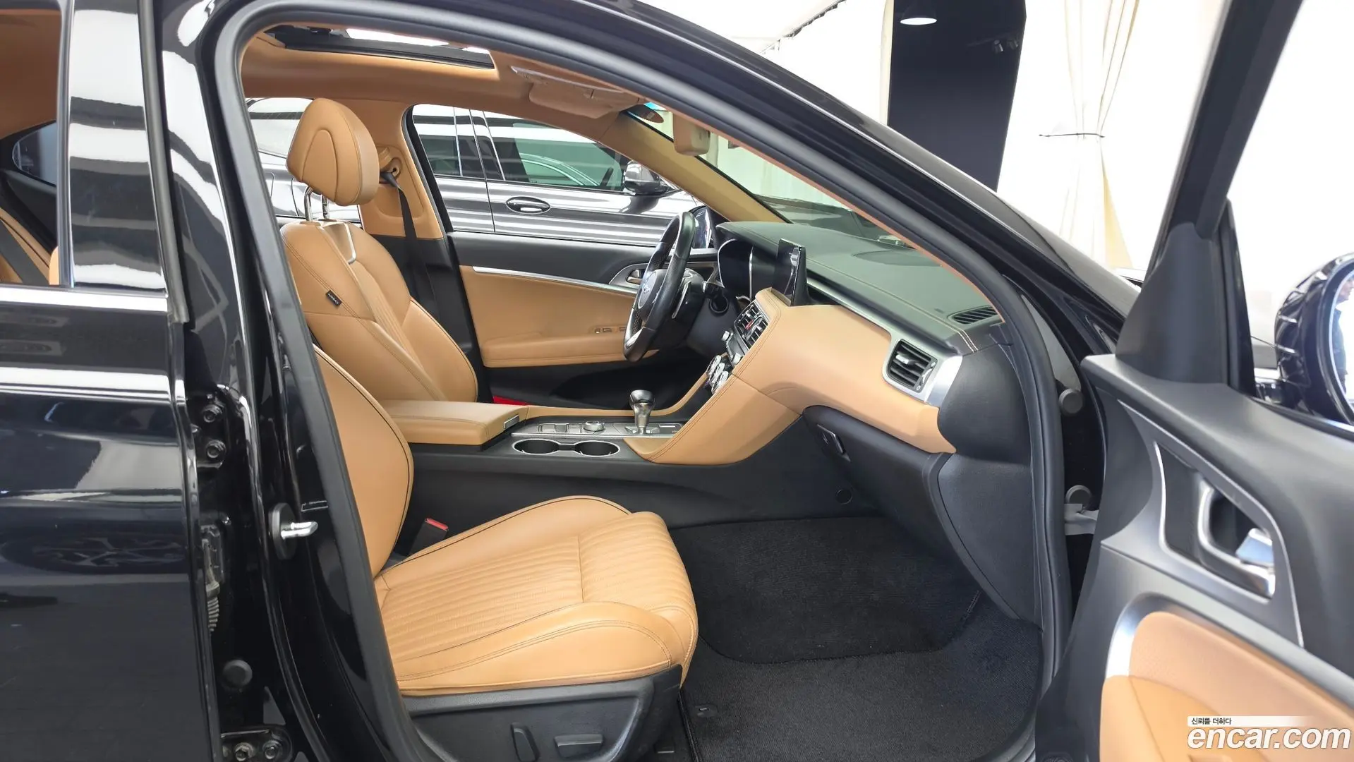Genesis G70 Gasoline 2.0T 4WD