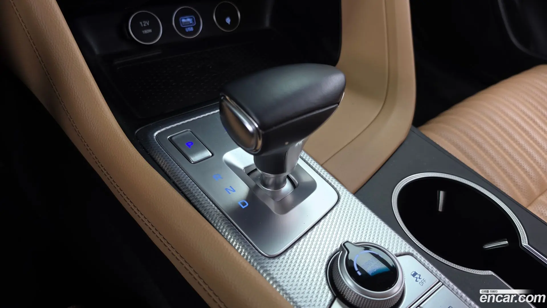 Genesis G70 Gasoline 2.0T 4WD