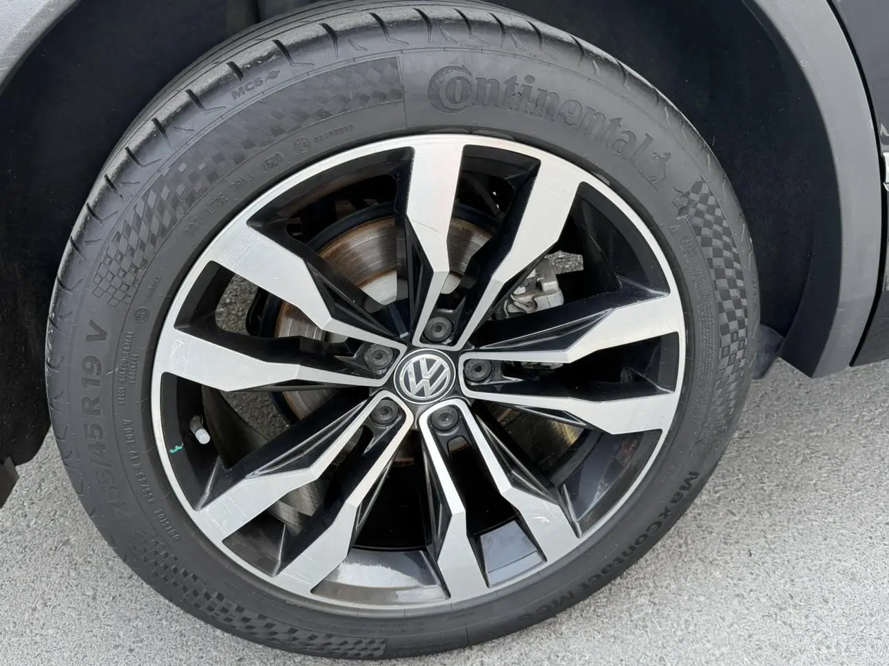 Volkswagen Tiguan L 2020 330TSI Auto 2WD R-Line Flagship China VI