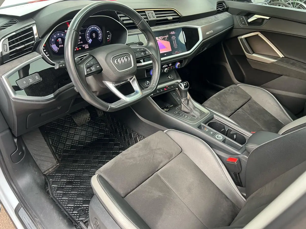 Audi Q3 2021 35 TFSI
