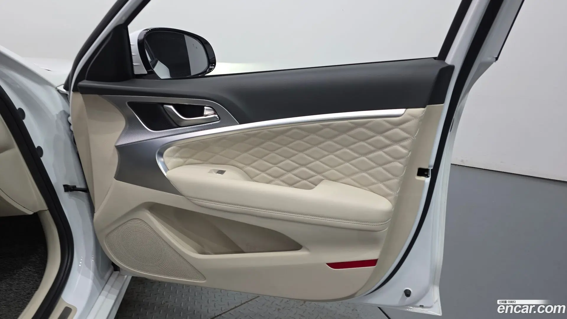 Genesis G70 Gasoline 2.0T 2WD