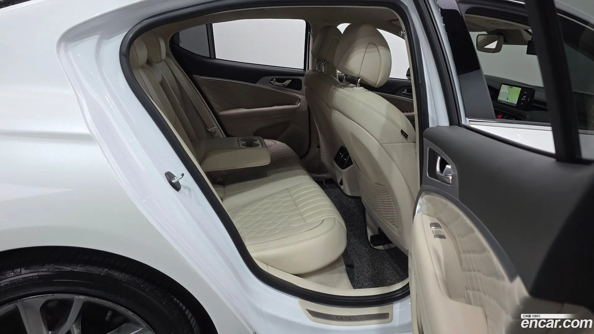 Genesis G70 Gasoline 2.0T 2WD