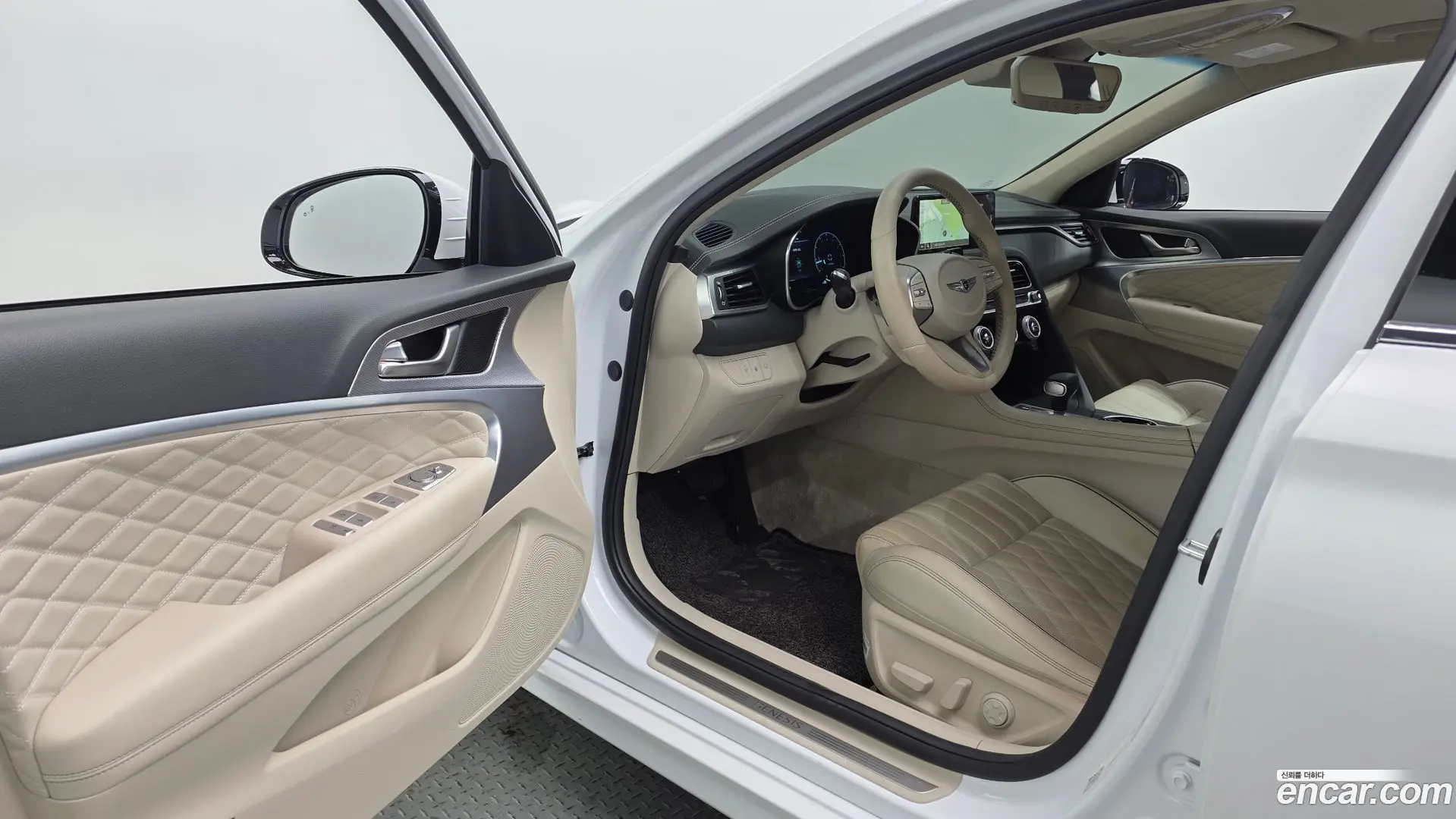 Genesis G70 Gasoline 2.0T 2WD