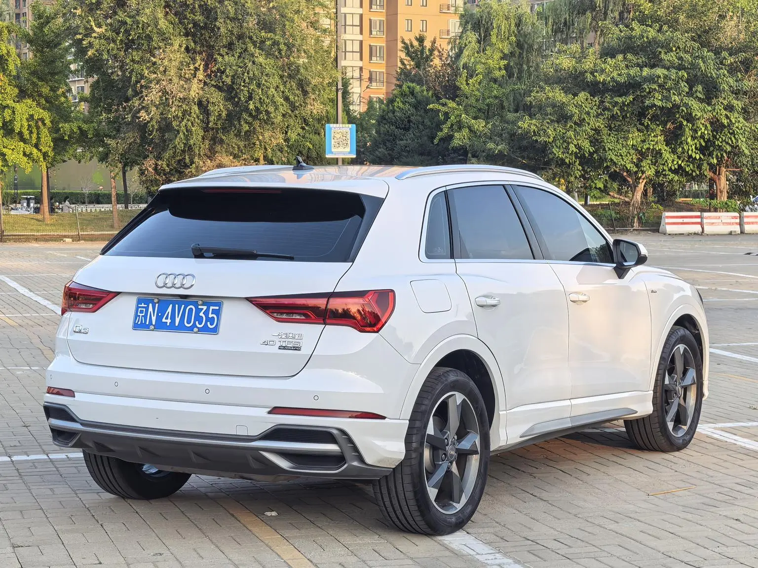 Audi Q3 2019 40 TFSI quattro Dynamic Fashion