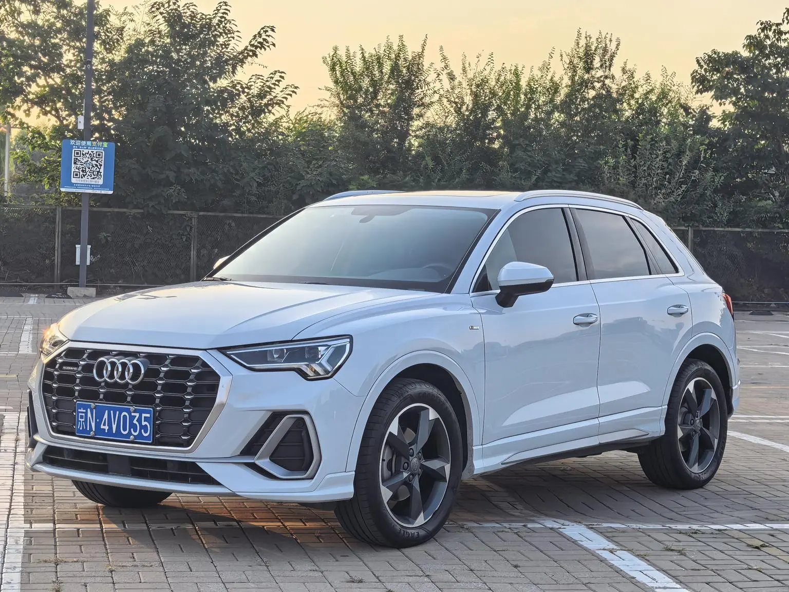 Audi Q3 2019 40 TFSI quattro Dynamic Fashion