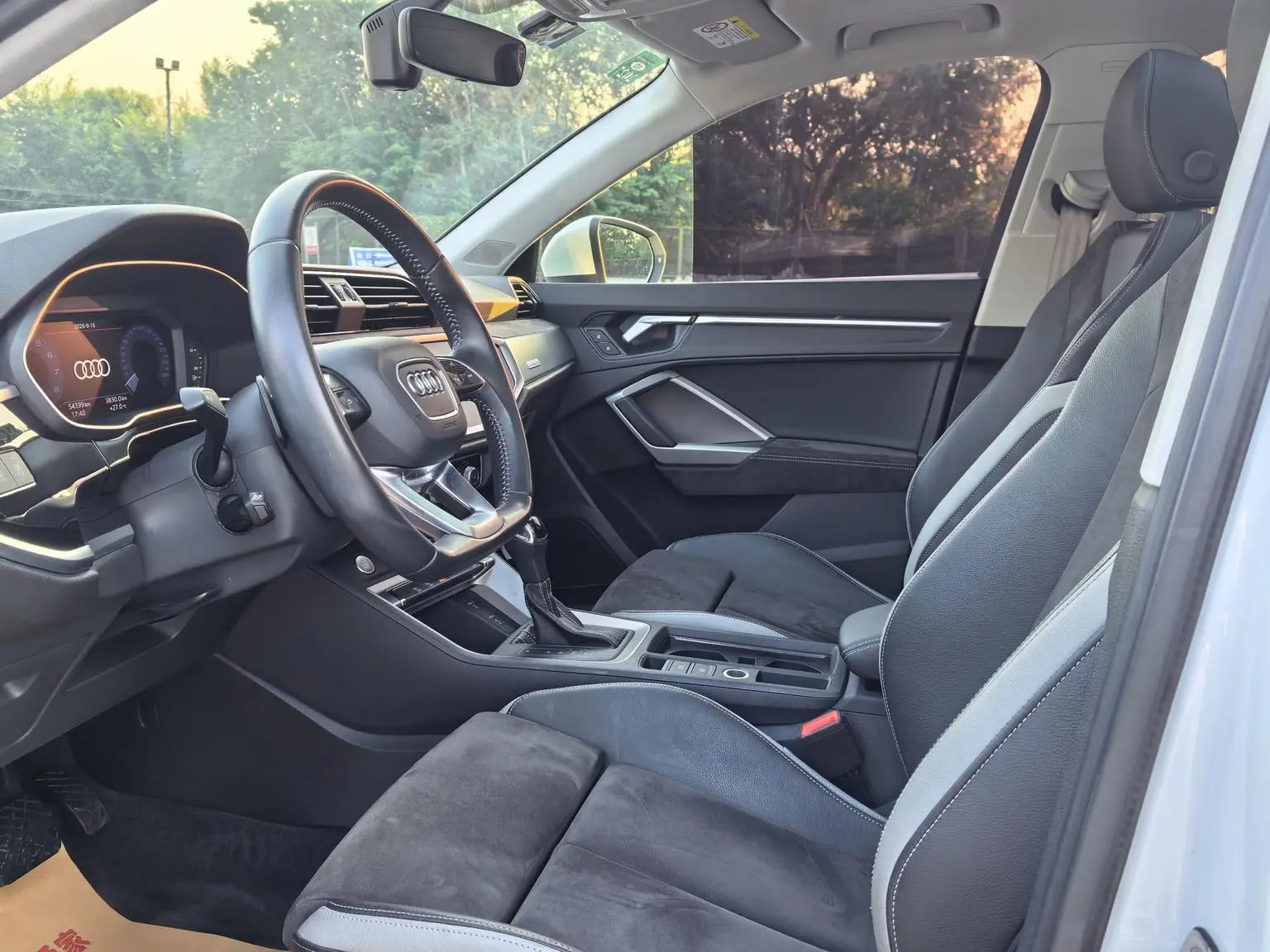 Audi Q3 2019 40 TFSI quattro Dynamic Fashion