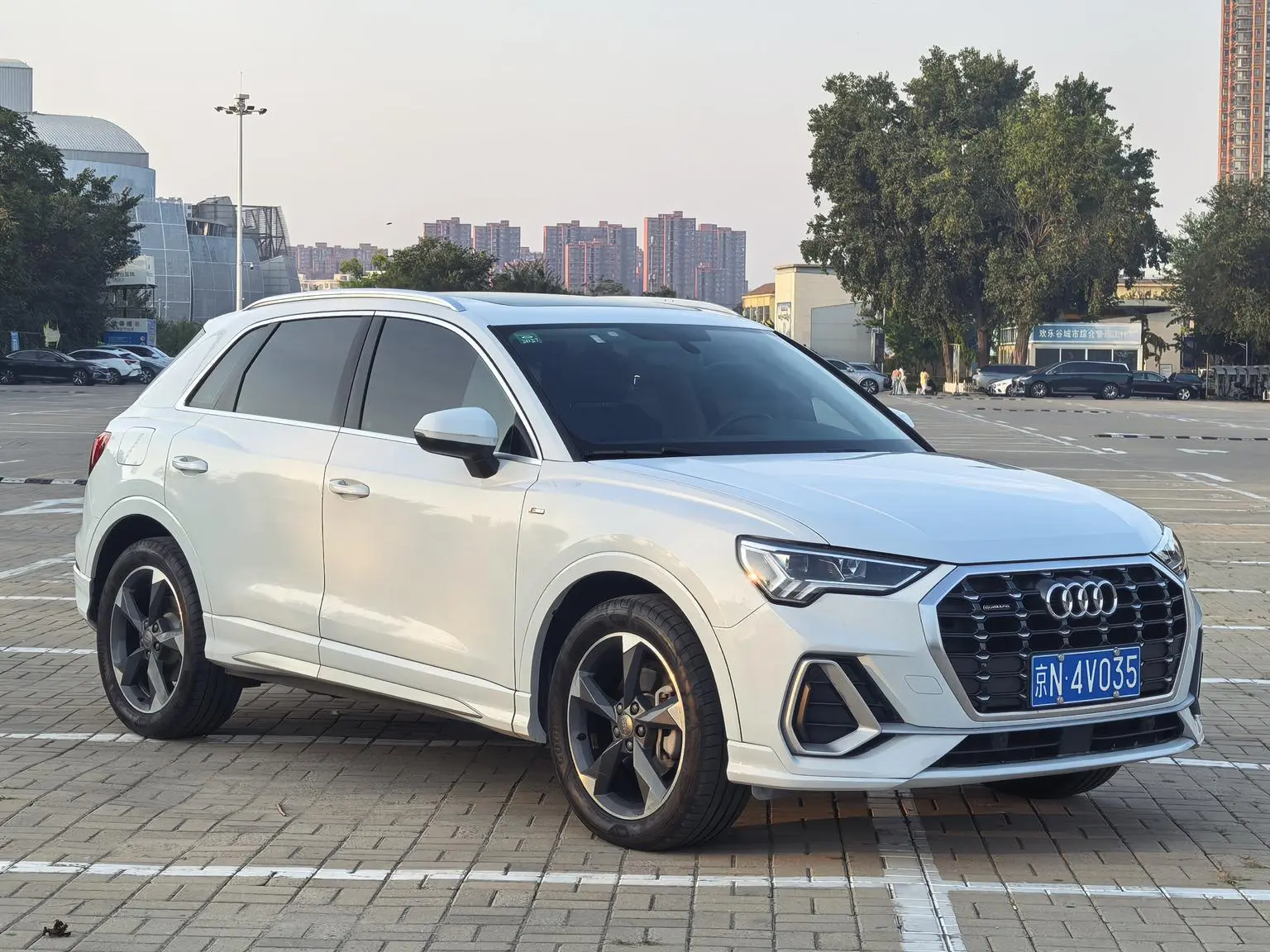 Audi Q3 2019 40 TFSI quattro Dynamic Fashion