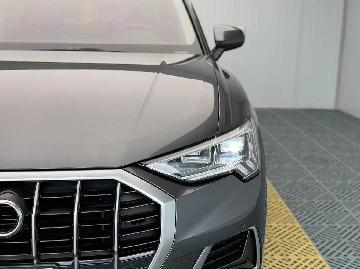 Audi Q3 2021 35 TFSI