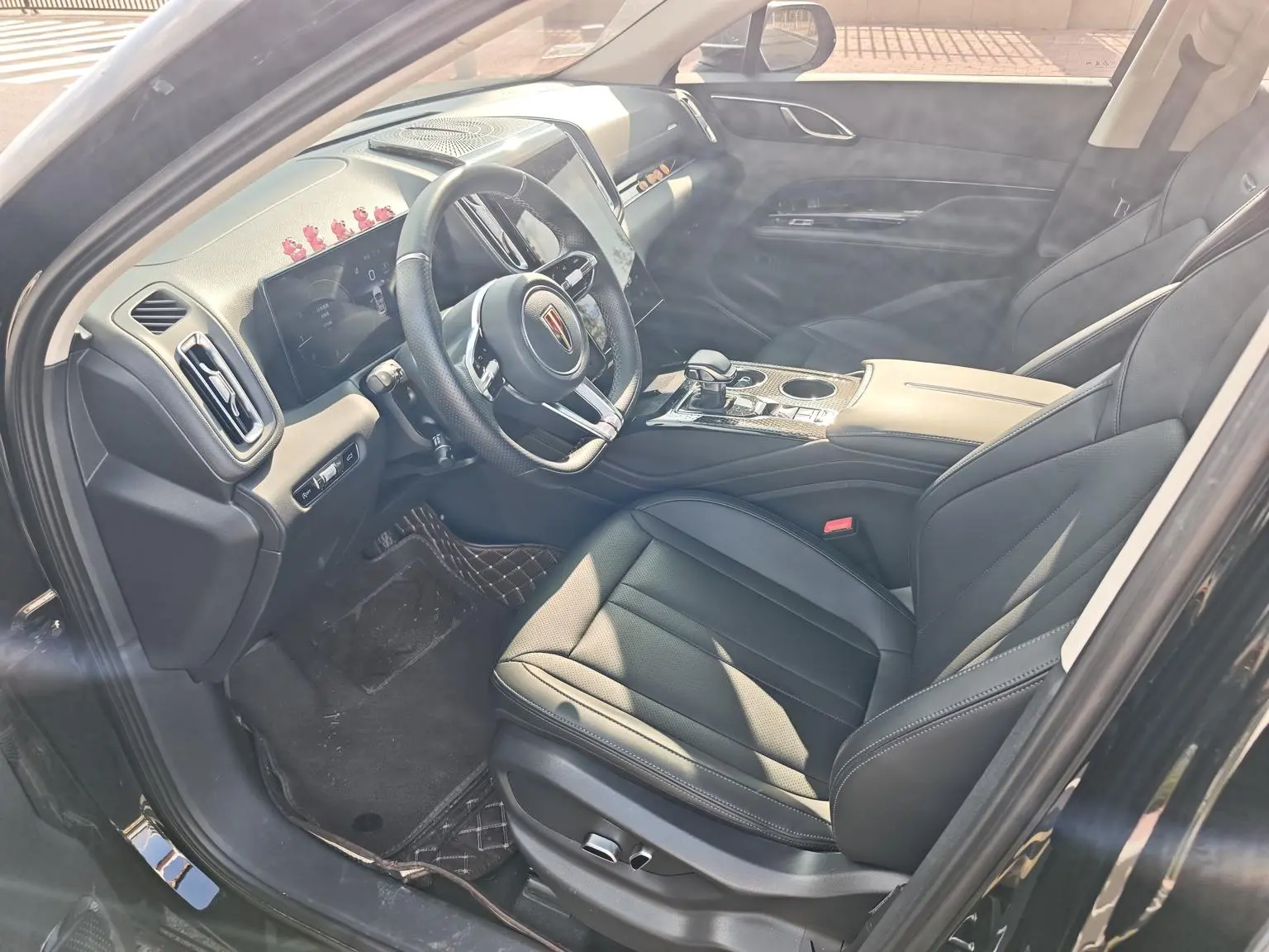 Hongqi HS3 2023 1.5T
