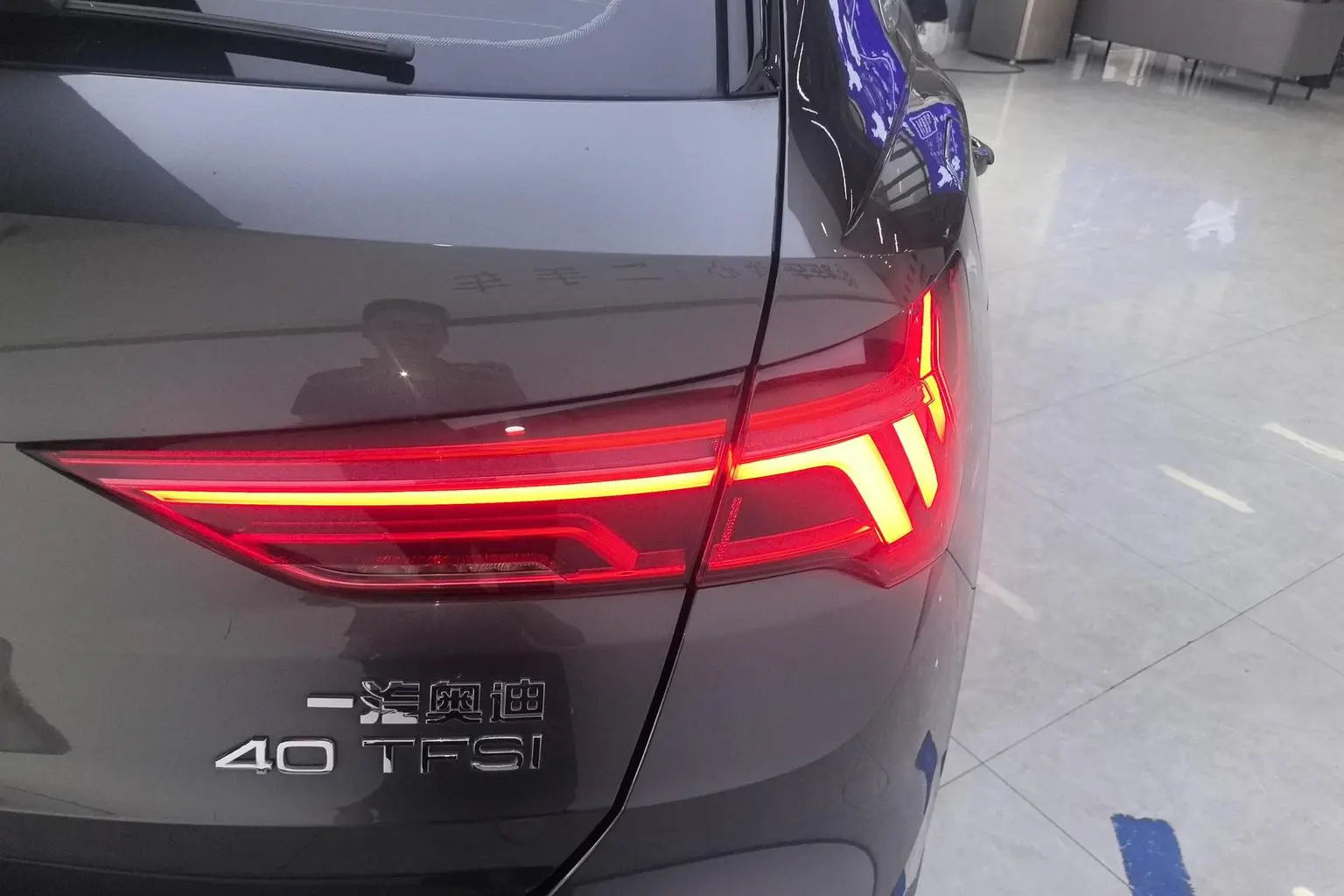 Audi Q3 2022 40 TFSI Dynamic Fashion