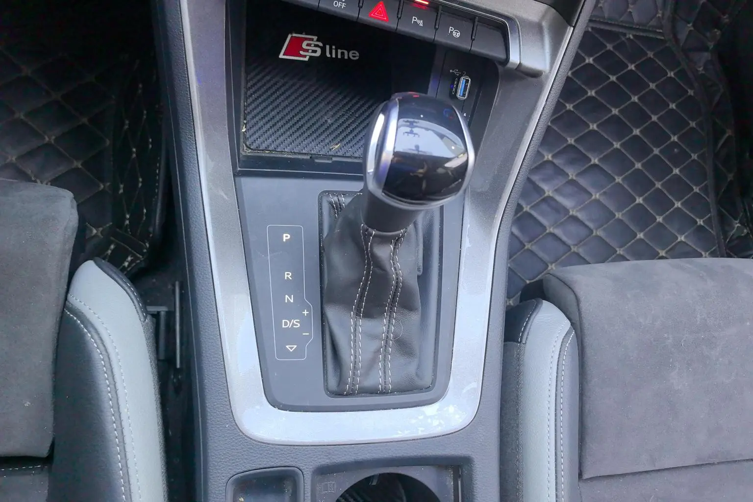 Audi Q3 2022 40 TFSI Dynamic Fashion