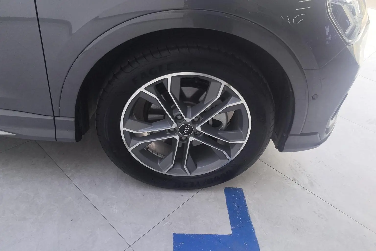 Audi Q3 2022 40 TFSI Dynamic Fashion