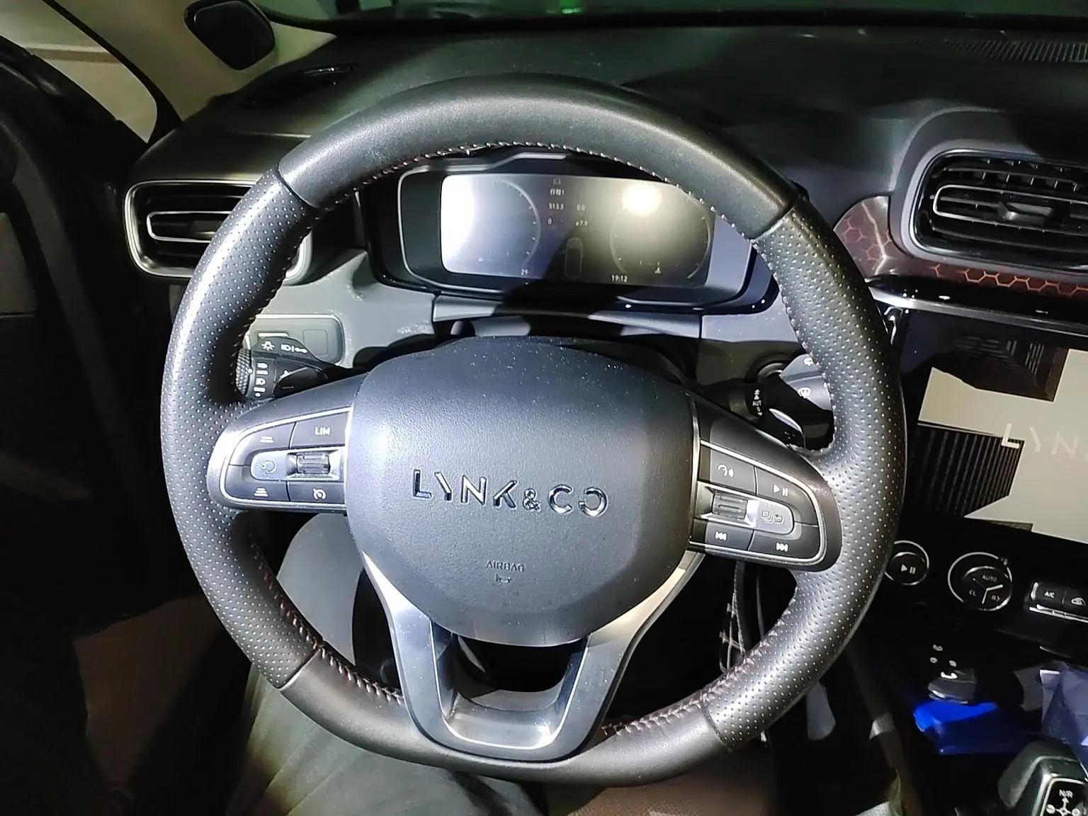 Lynk & Co 02 2018 1.5T DCT 2WD Dynamic Pro China V