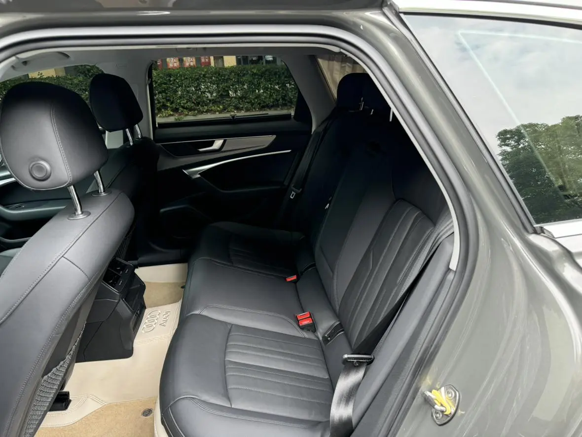 Audi A6( Import ) 2022 Avant 40 TFSI Dynamic Luxury
