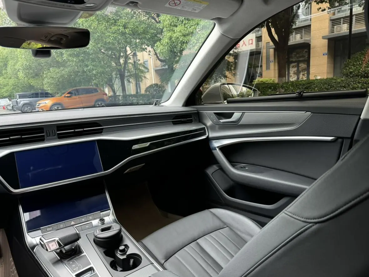 Audi A6( Import ) 2022 Avant 40 TFSI Dynamic Luxury