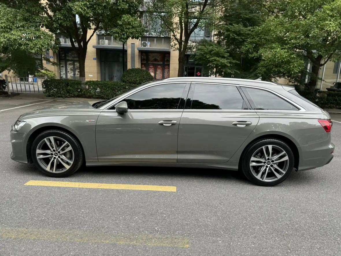 Audi A6( Import ) 2022 Avant 40 TFSI Dynamic Luxury