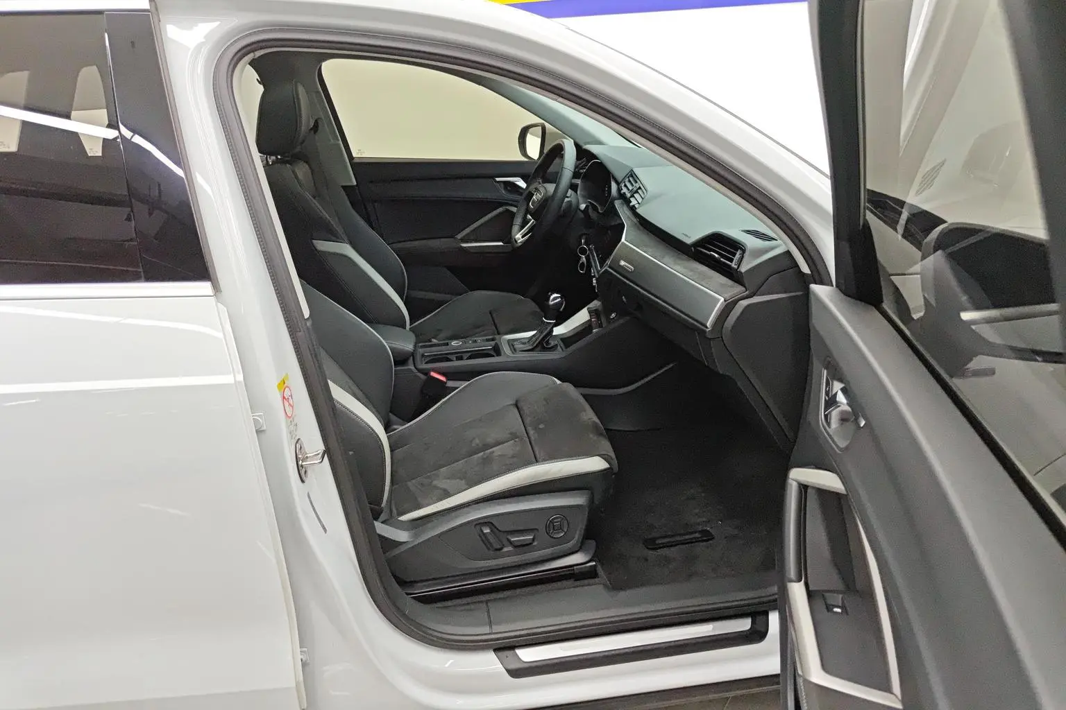 Audi Q3 2021 35 TFSI Progressive Dynamic