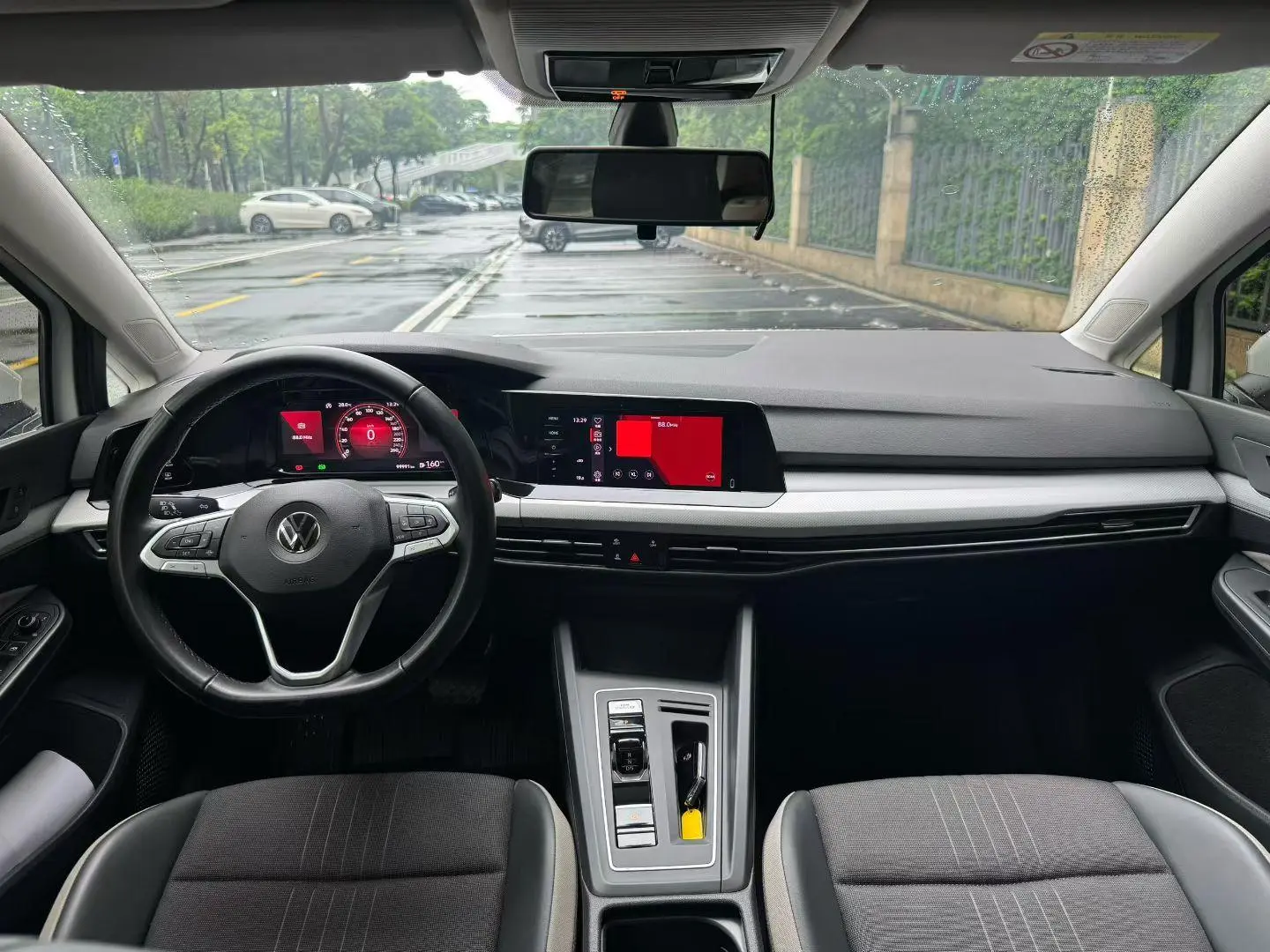 Volkswagen Golf 2021 280TSI DSG Pro
