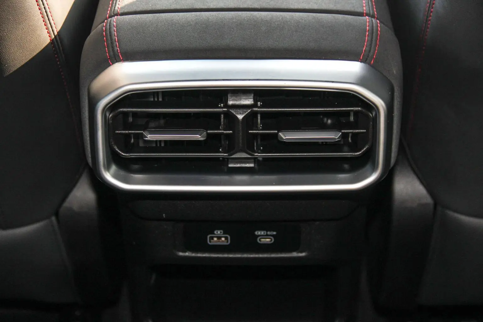 Jetour 2023 2.0TD 4WD PRO+