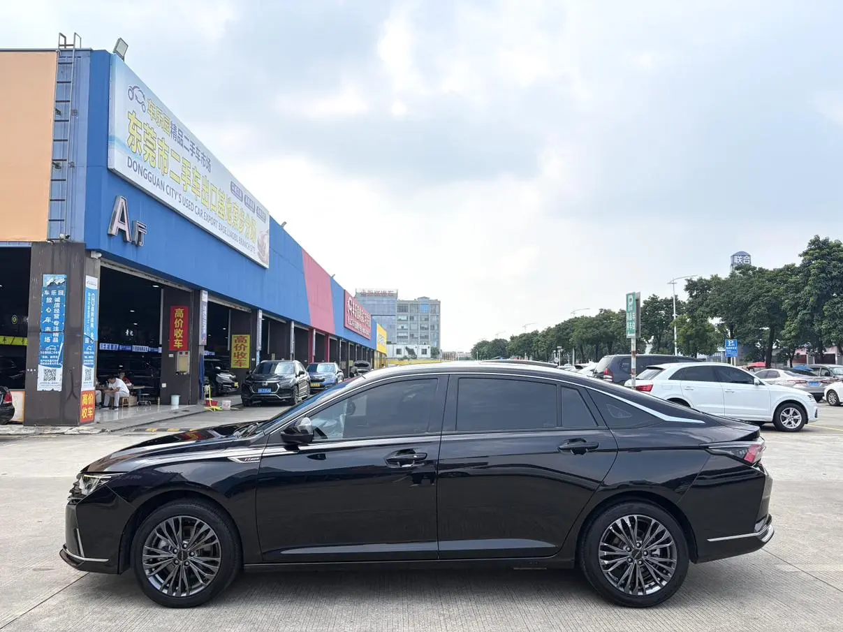 Dongfeng Aeolus Yixuan MAX 2023 1.5T