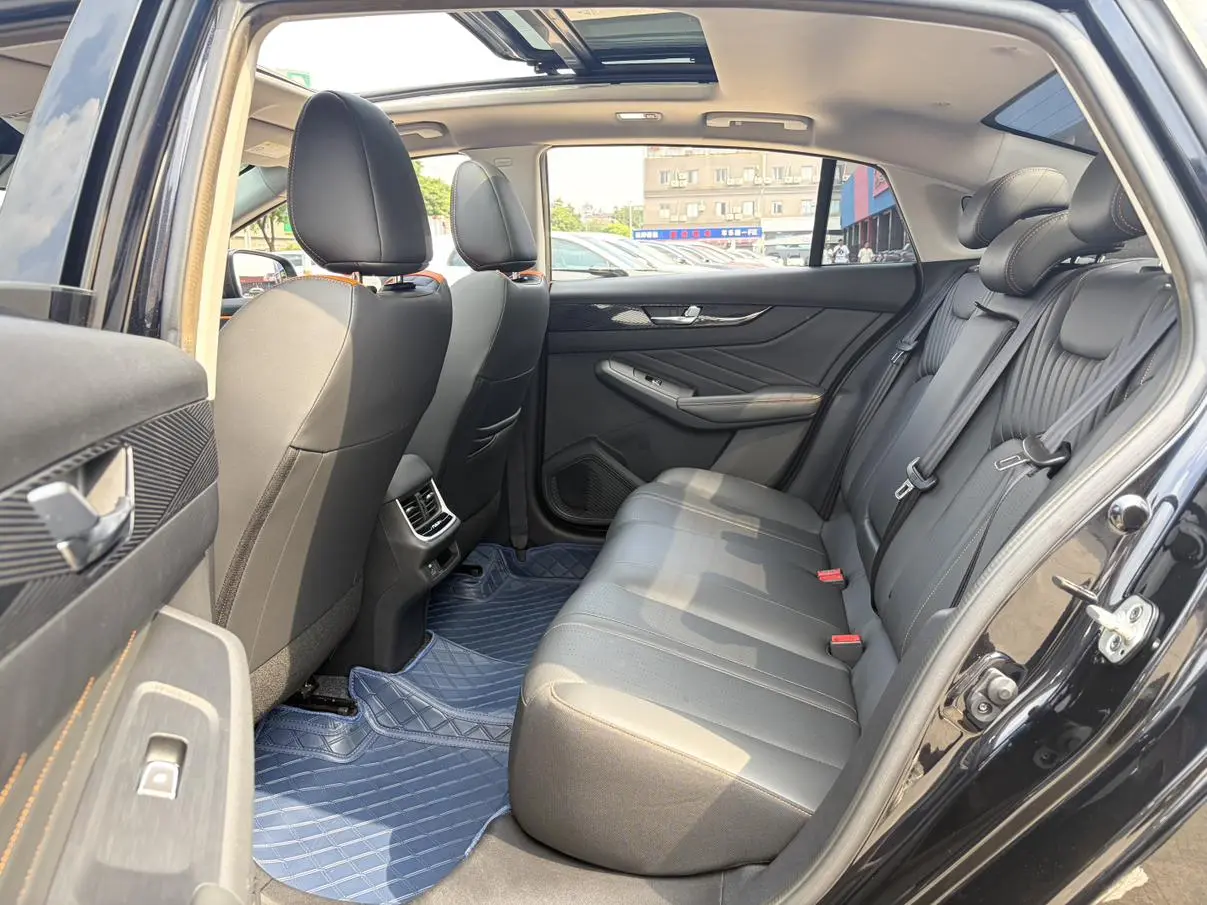 Dongfeng Aeolus Yixuan MAX 2023 1.5T