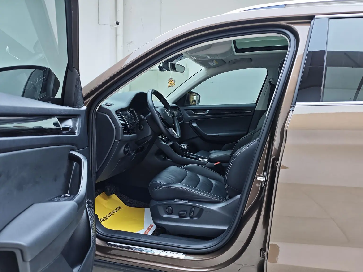 Skoda 2018 TSI330 7 seat 2WD Luxury Premium Enjoy