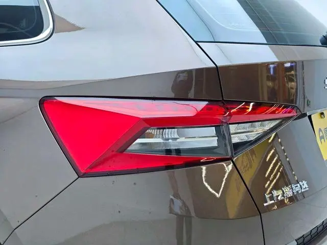 Skoda 2018 TSI330 7 seat 2WD Luxury Premium Enjoy