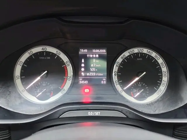 Skoda 2018 TSI330 7 seat 2WD Luxury Premium Enjoy