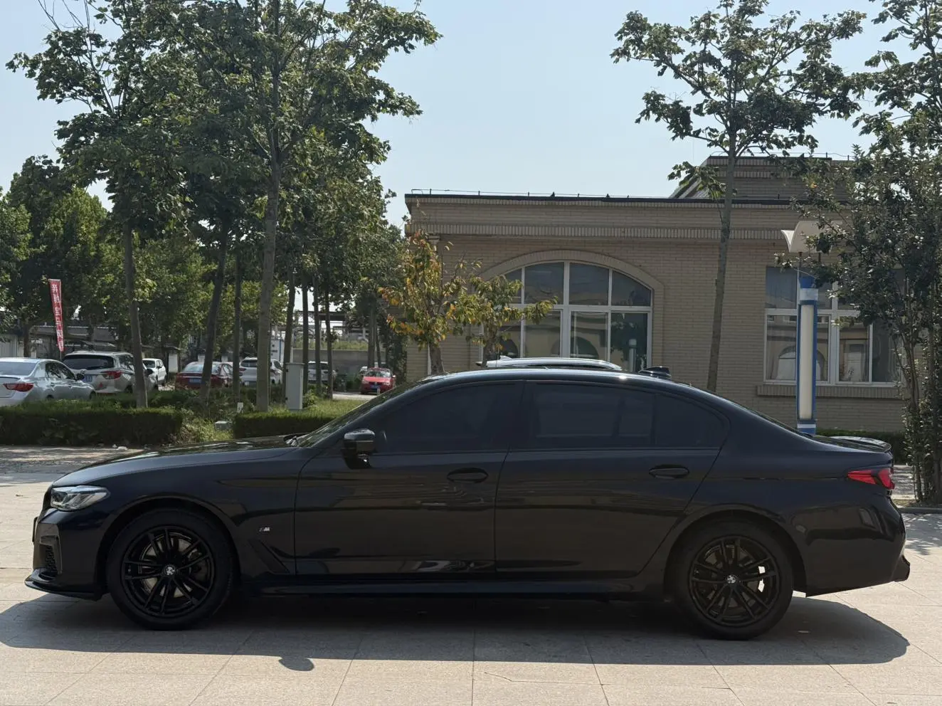 BMW 5 Series 2021 525Li M Sport Package