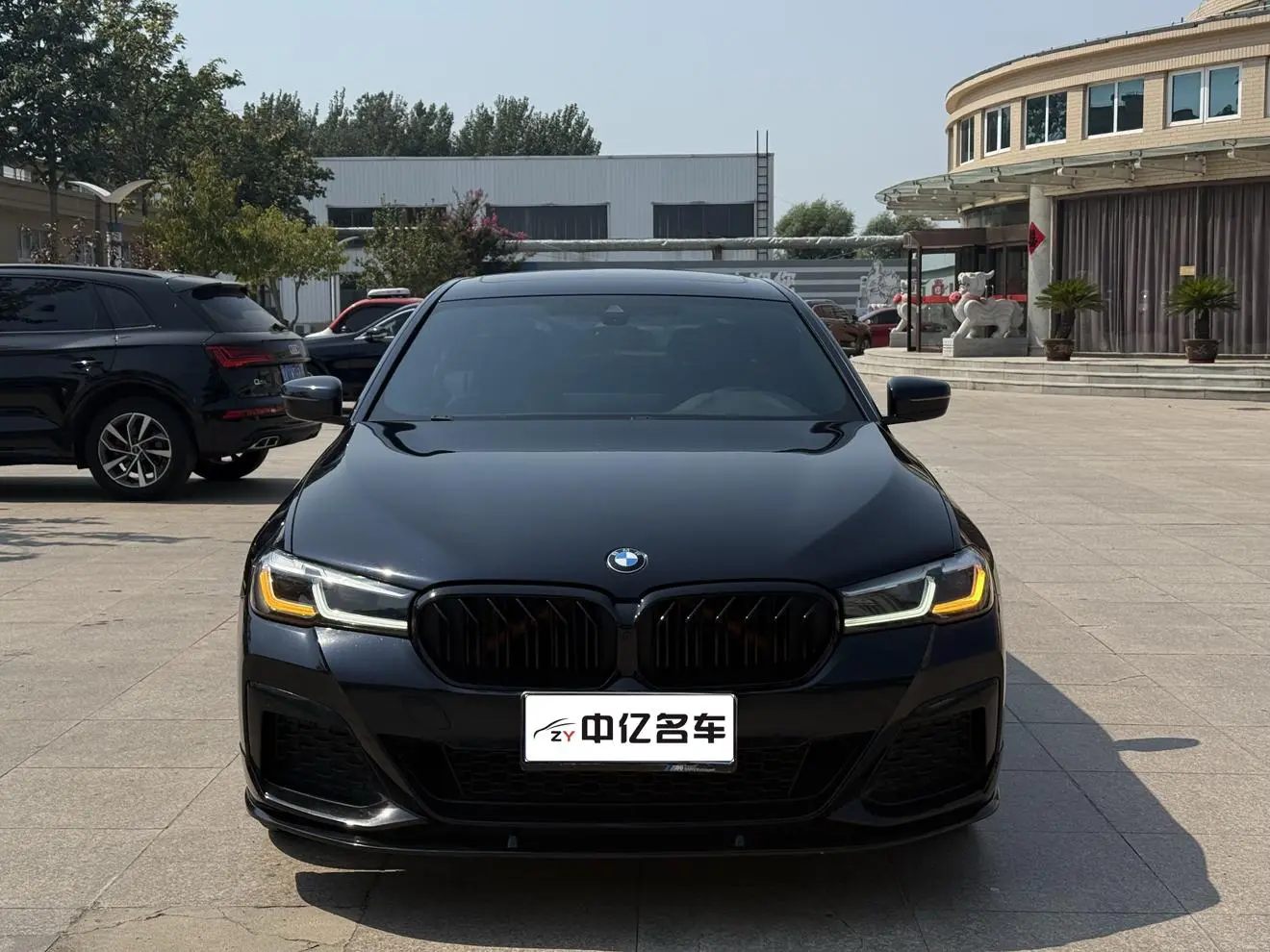 BMW 5 Series 2021 525Li M Sport Package
