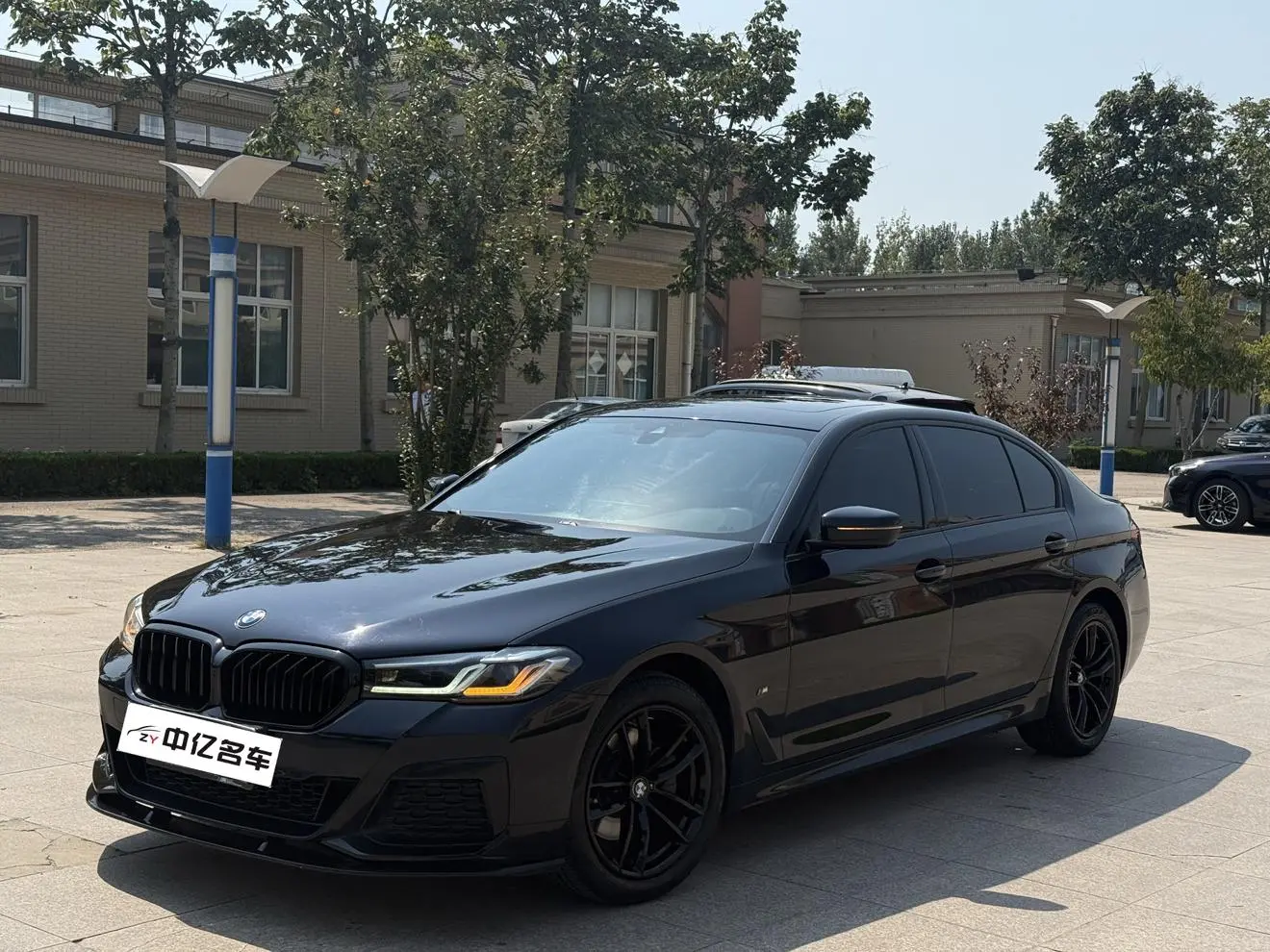 BMW 5 Series 2021 525Li M Sport Package